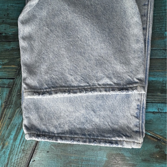 Levi's Ribcage Ankle Straight Leg Button Fly Size 29 100% Cotton - Picture 15 of 16